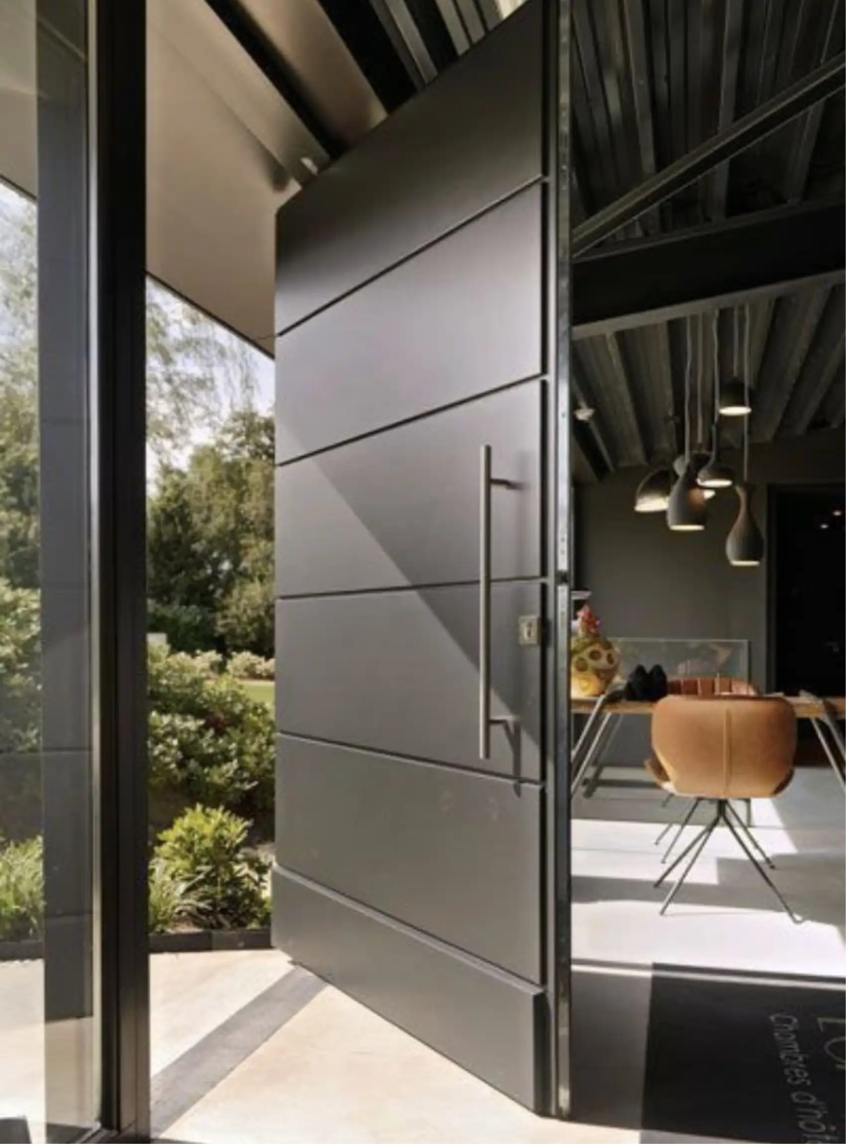 درب ورودی پیوت با رنگ پلی‌یورتان